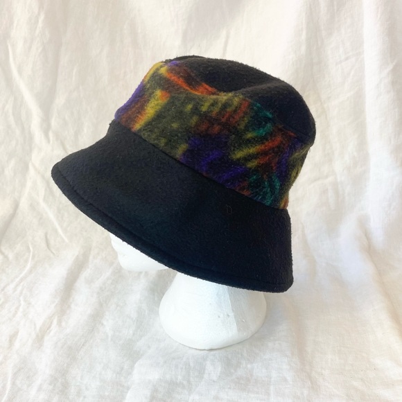 Vintage 90s Fleece Bucket Hat - Picture 5 of 14